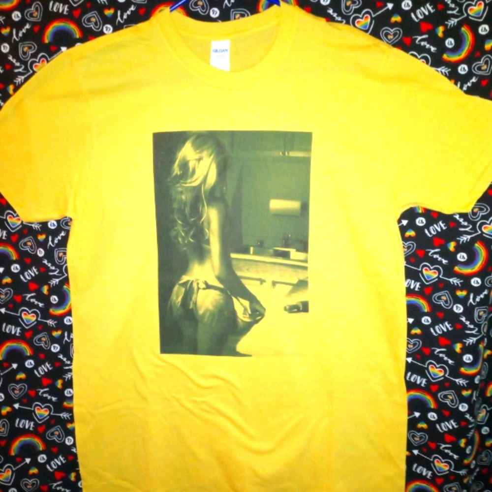 BUTT👀PRINT t-shirt